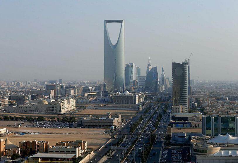 saudi-launches-4-economic-zones-sezs